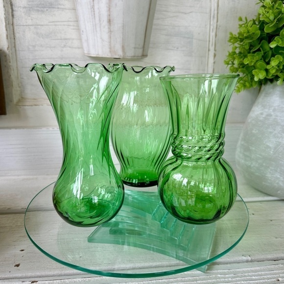 3 SPARKLING GREEN VASES, VINTAGE MID-CENTURY - Picture 12 of 12